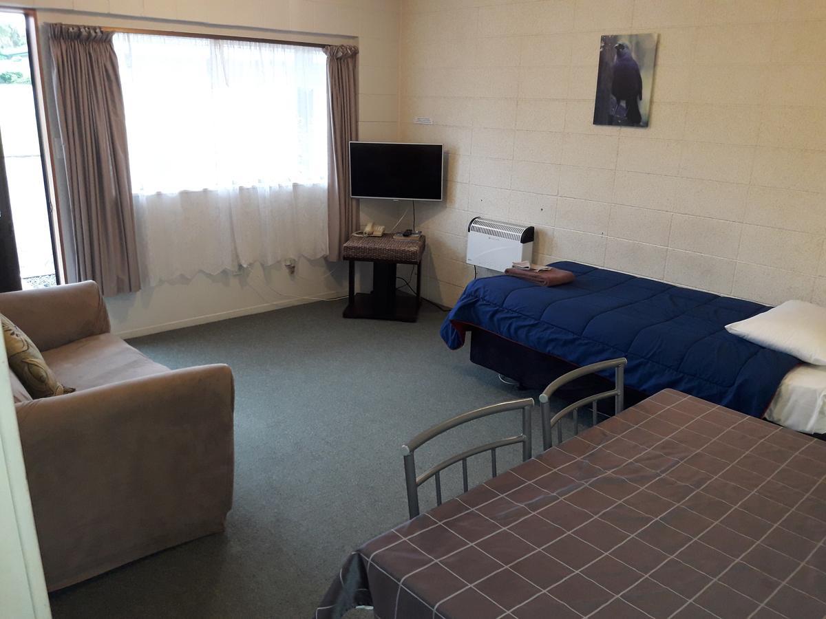 Motel Sierra Whangarei Buitenkant foto